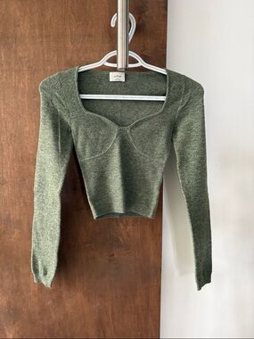 Wilfred Olive Sweetheart Neck Crop Knit Top